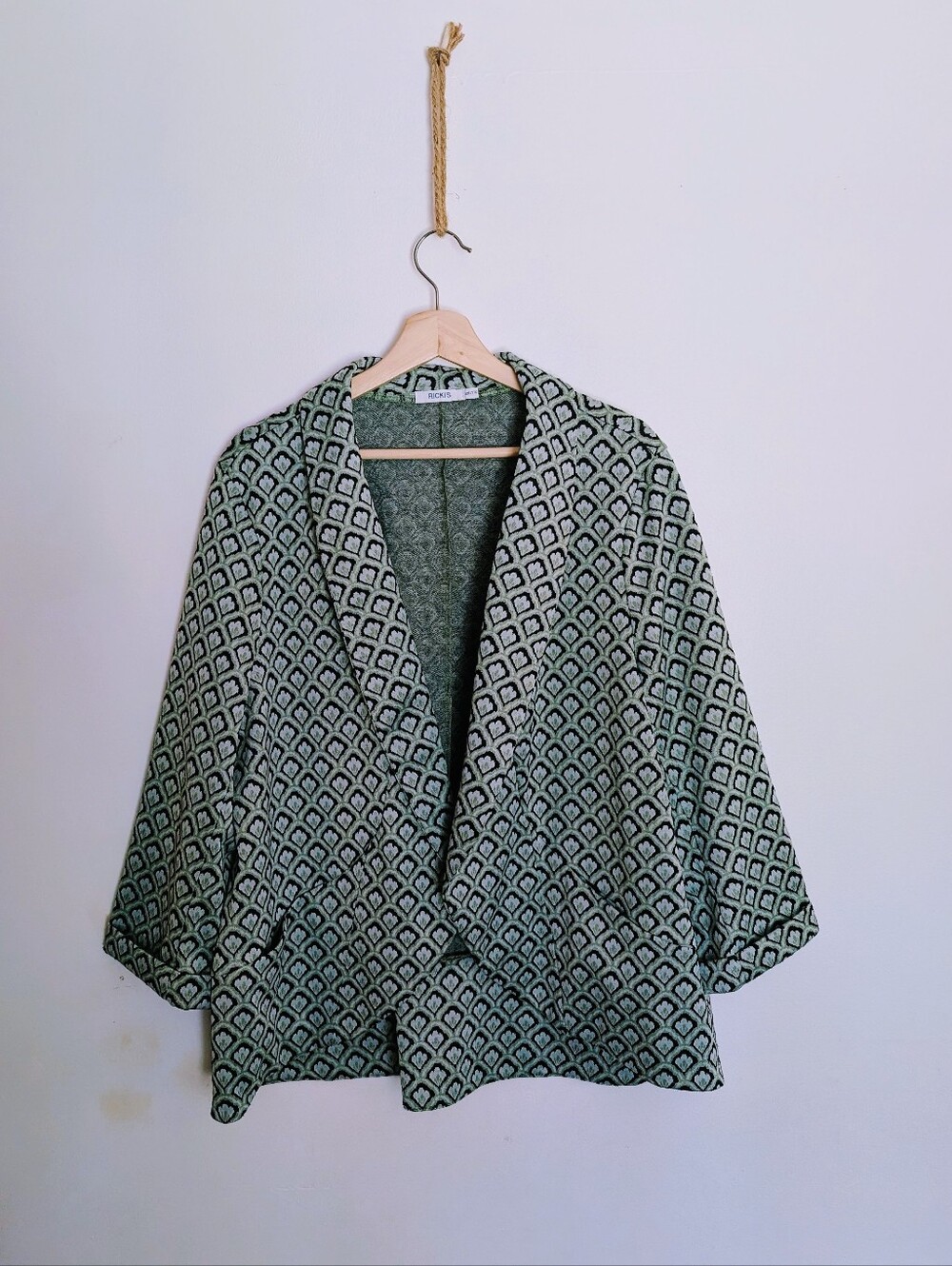 Ricki's Geometric Open-Front Cape Jacket in Sage and Black